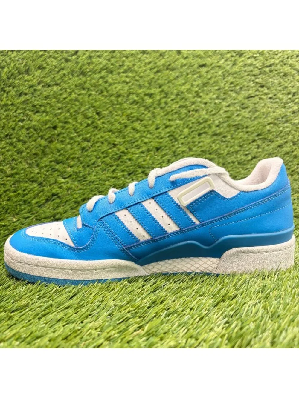Adidas Forum Low Mens Size 9 Blue White Athletic Leather Walking Shoes Sneakers
